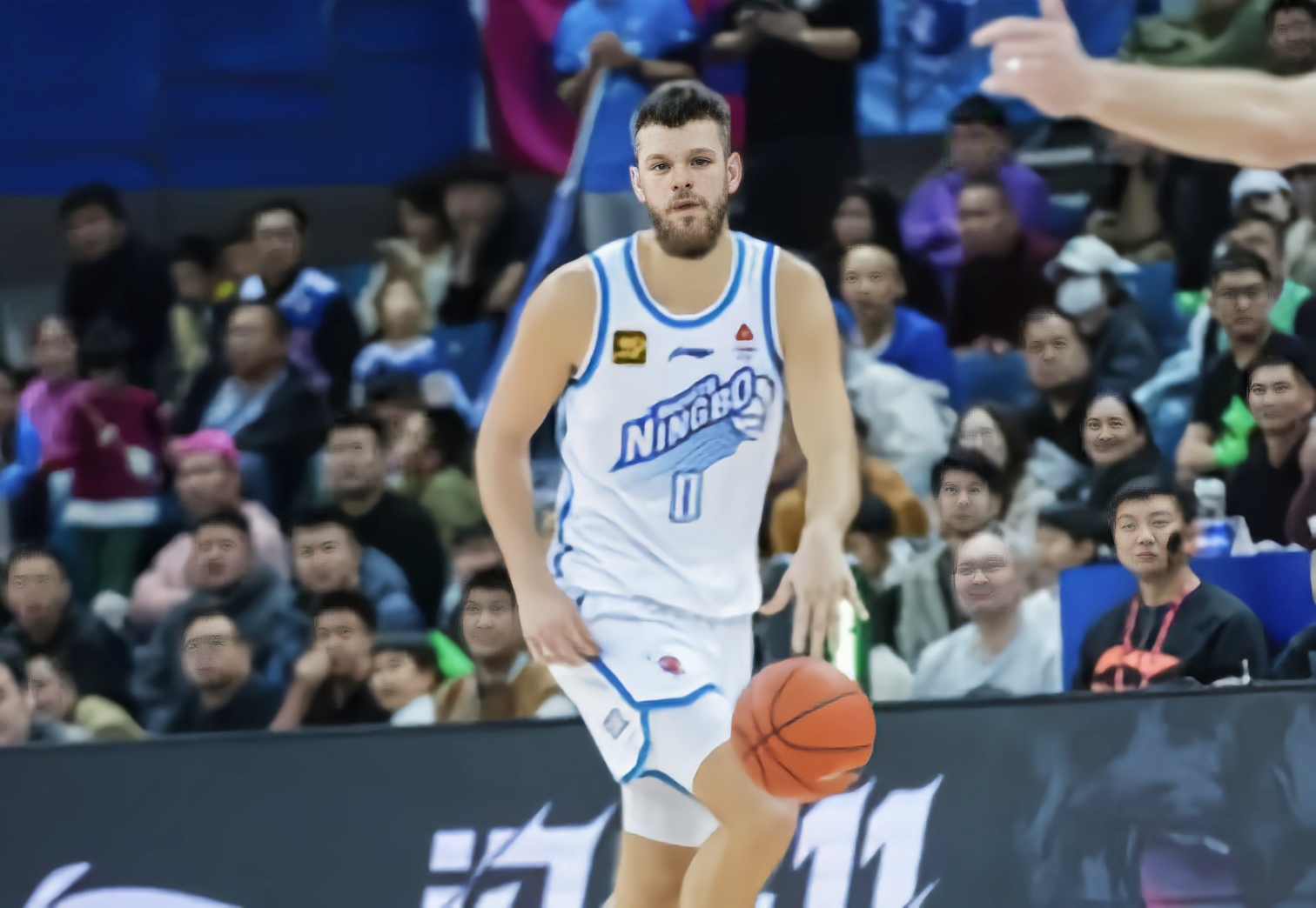 Kaiyun-CBA季后赛赛程吃紧，门兴格拉德巴赫集结日篮板制胜，管理层满意，身体对抗强度拉满的简单介绍